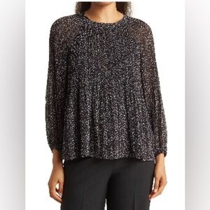 DR2 by Daniel Rainn Crew Neck Pleat Top in Black Size Large EUC